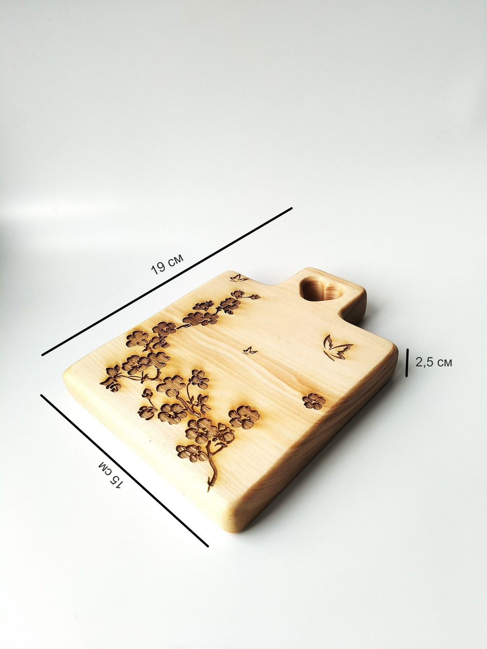 Доска деревянная разделочная