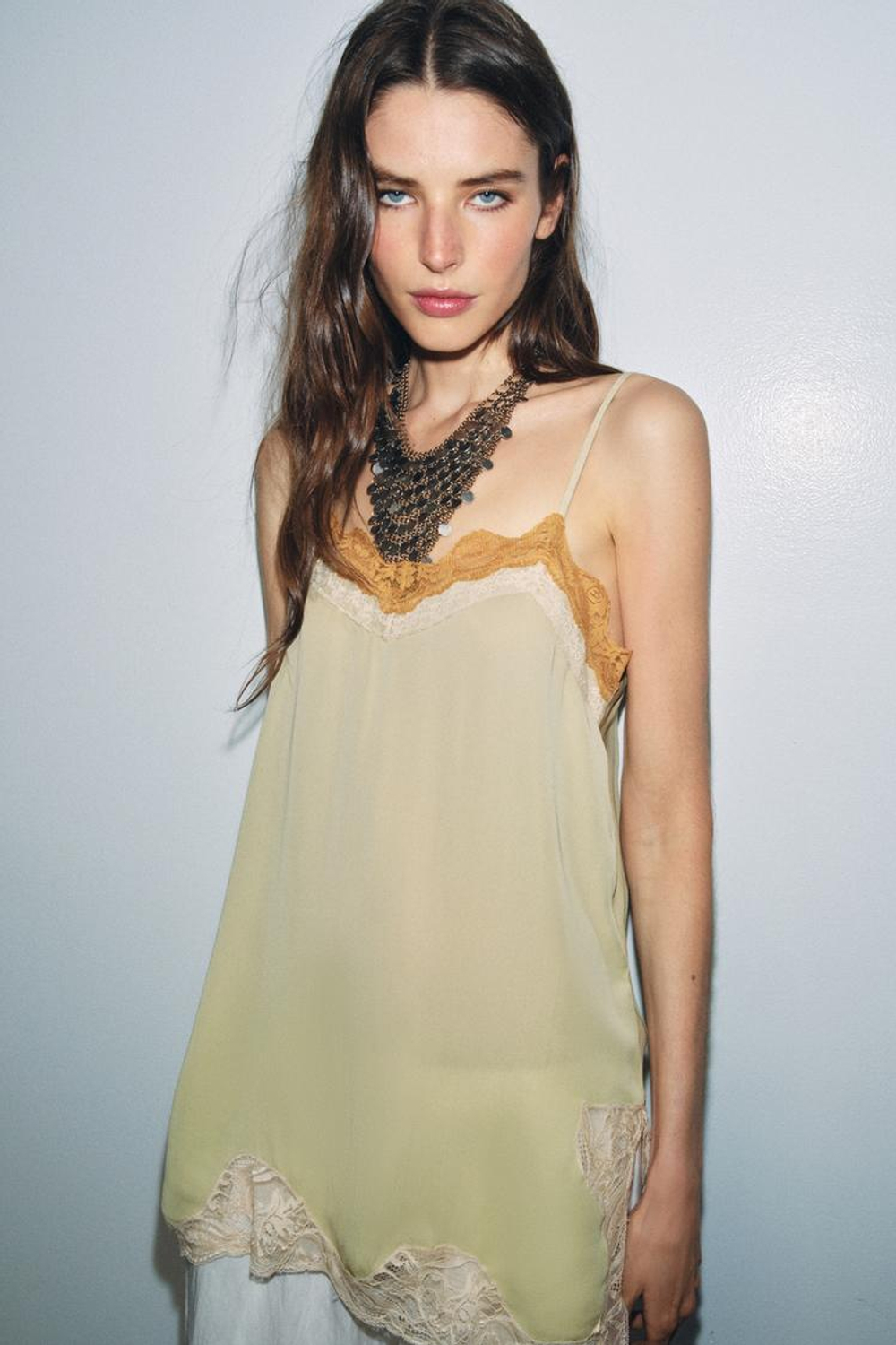 ZARA ТОП НА БРЕТЕЛЯХ С КРУЖЕВОМ — ZW COLLECTION, ЛАЙМОВЫЙ