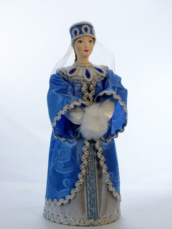 Кукла коллекционная Княжна с муфтой.