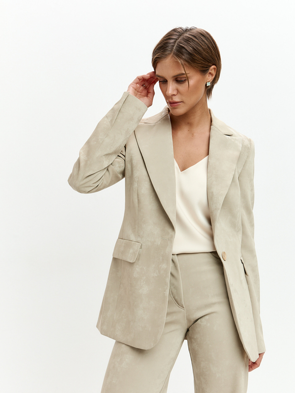 Жакет Скарлет из экокожи в оттенке миндаля