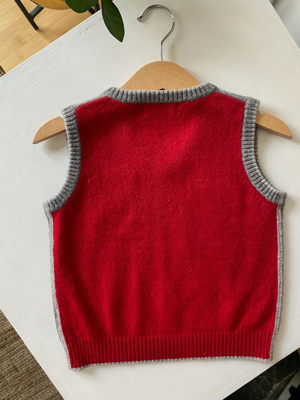 Новый кашемировый жилет Cashmirino, 92