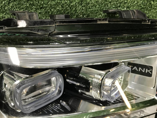Фара правая Tank 500 (2021-н.в.) LED