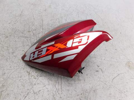 пластик боковой правый Suzuki Gixxer 150 1