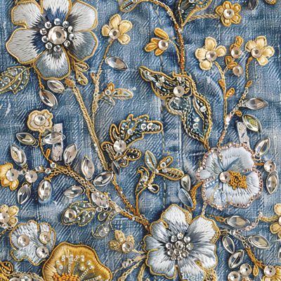 Деним и вышивка