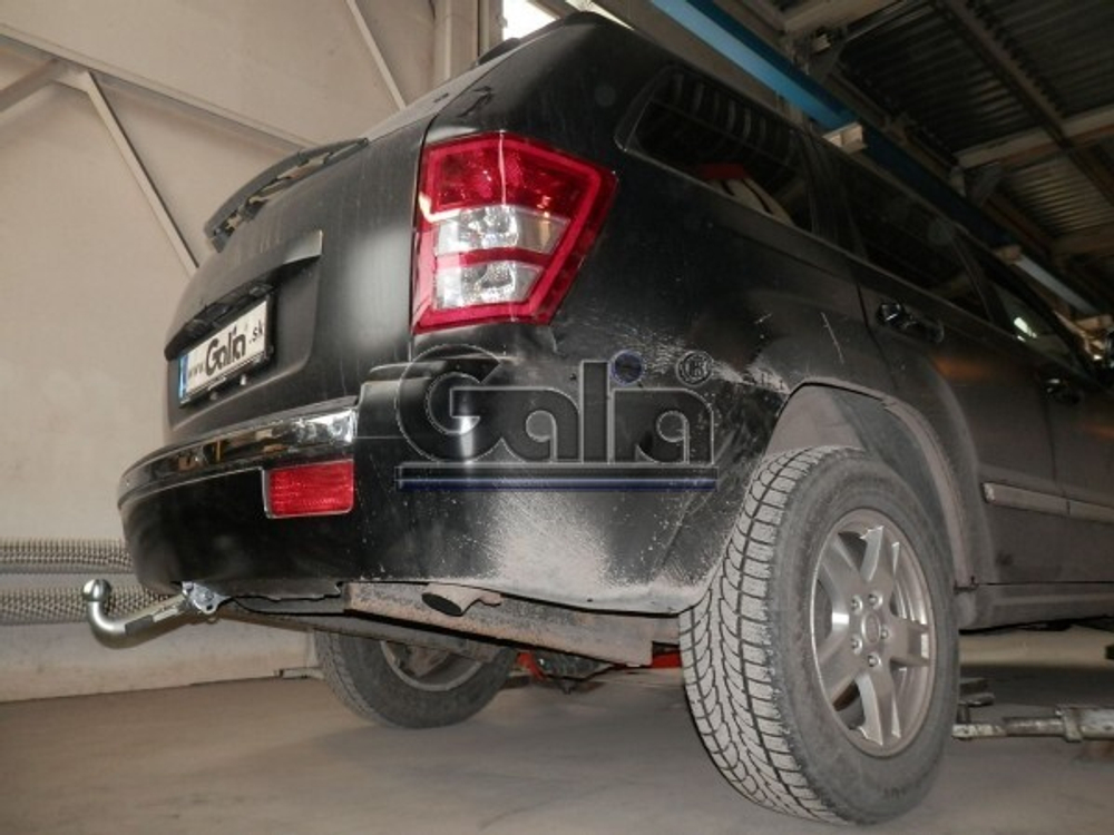 Фаркоп оцинкованный Galia J006C для Jeep Grand Cherokee WK 2005-2010, Jeep Commander 2006-2010(паспорт и сертификат в комплекте)(без электрики)