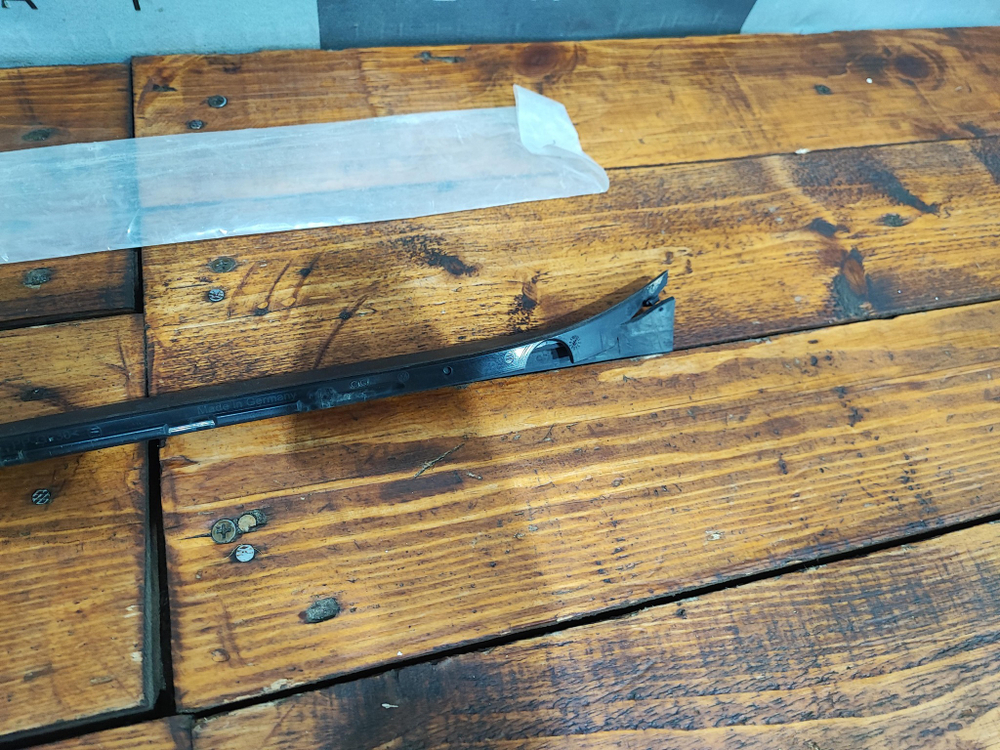 Молдинг лобового стекла правый Volkswagen Tiguan 2 16-нв Новое Оригинал 5NA854328D