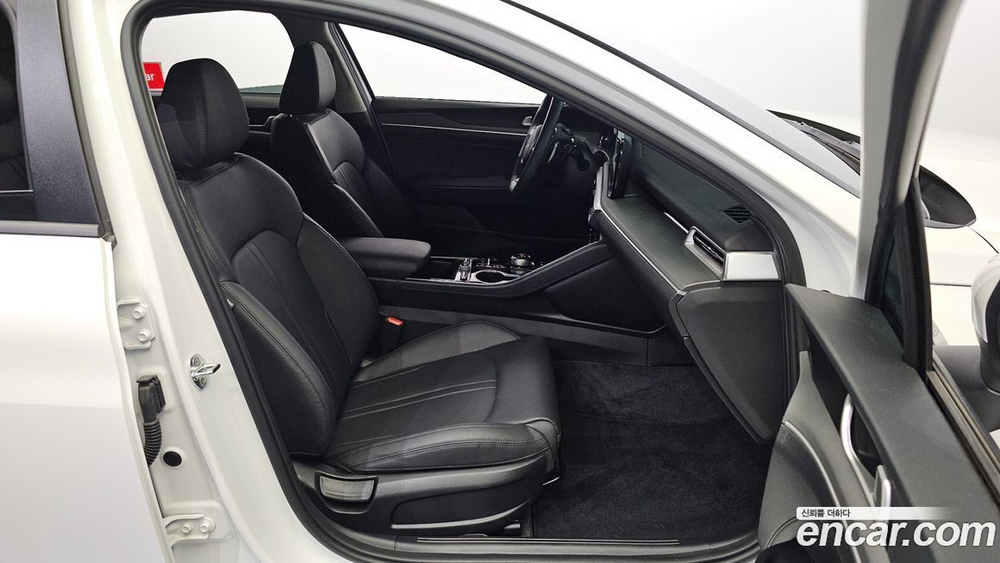 Kia K5 (Optima) 3 Generation 1.6 Turbo (07.2021)