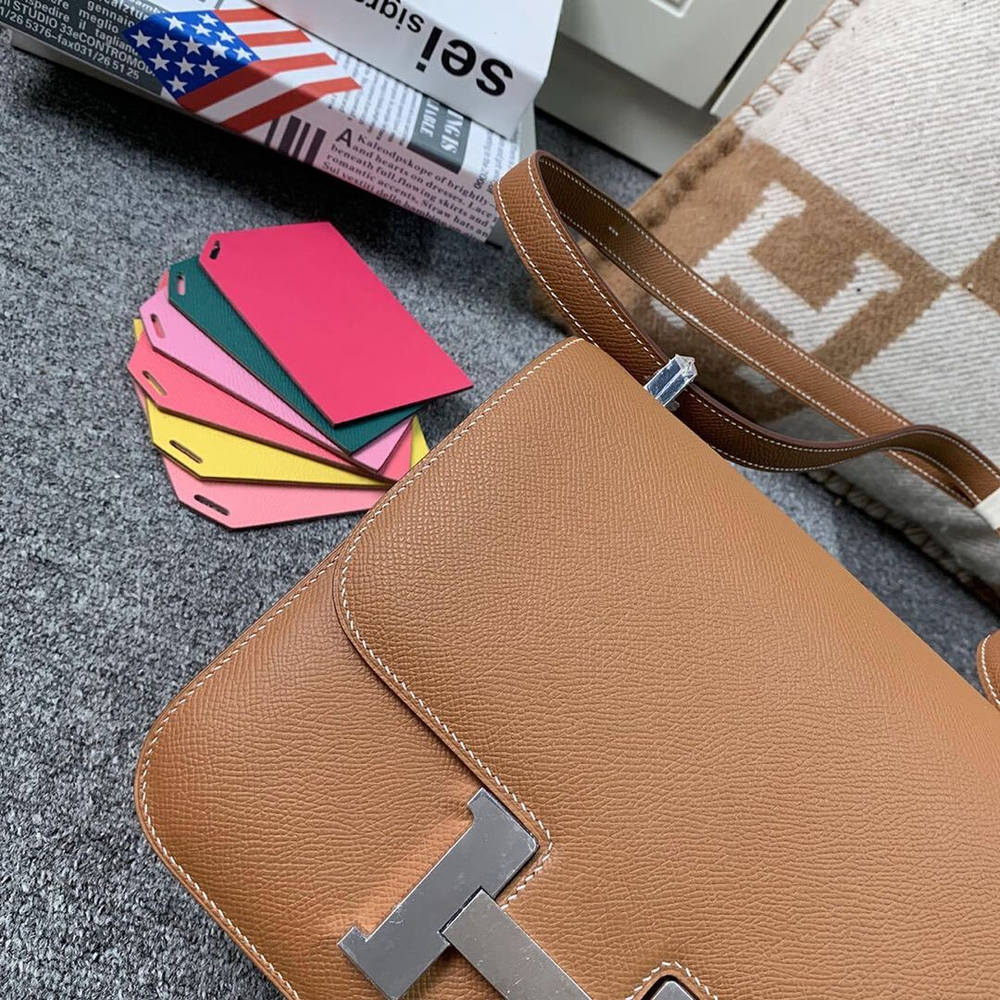 Hermes Constance 23