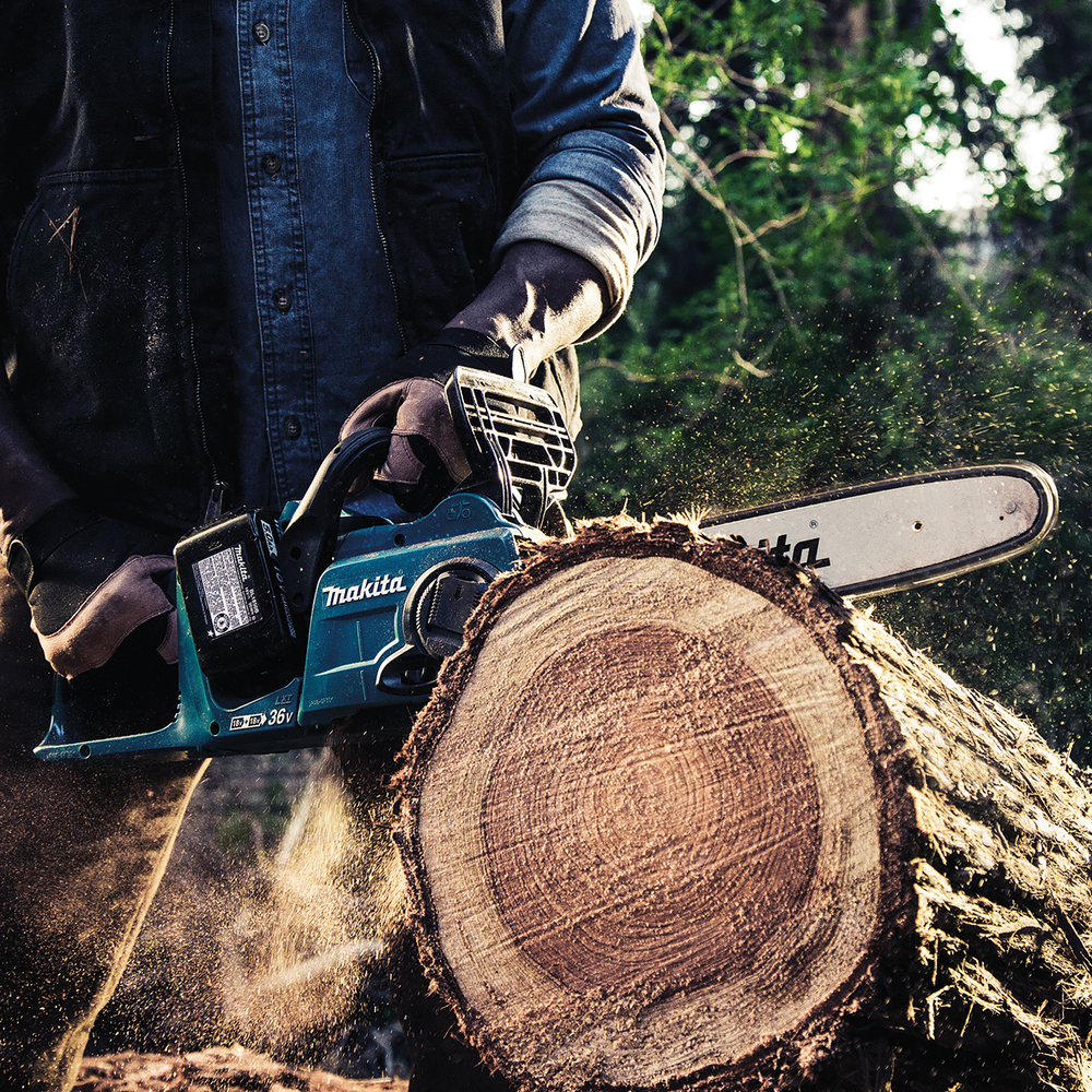 Пила цепная аккум. LXT BL 2х18В, 14"/35см, 3/8", 1,1мм, 20м/с, XPT, (2xBL1850B, DC18RD) Makita DUC353PT2