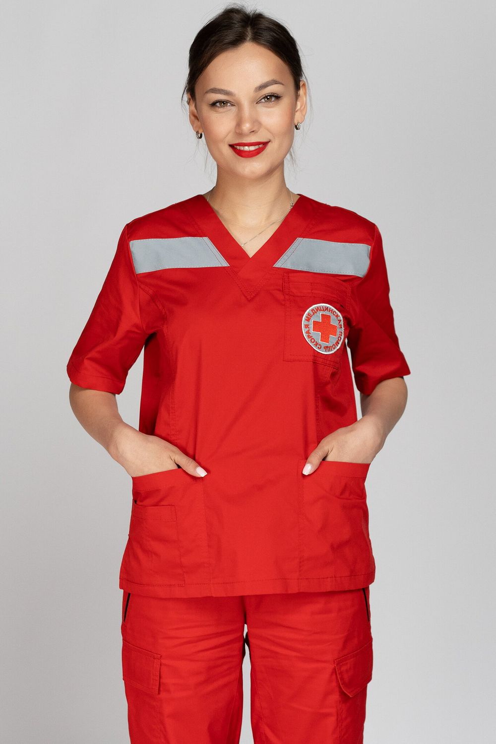 Топ летний женский Скорая помощь MedicLine (V-обр.) цв. КРАСНЫЙ