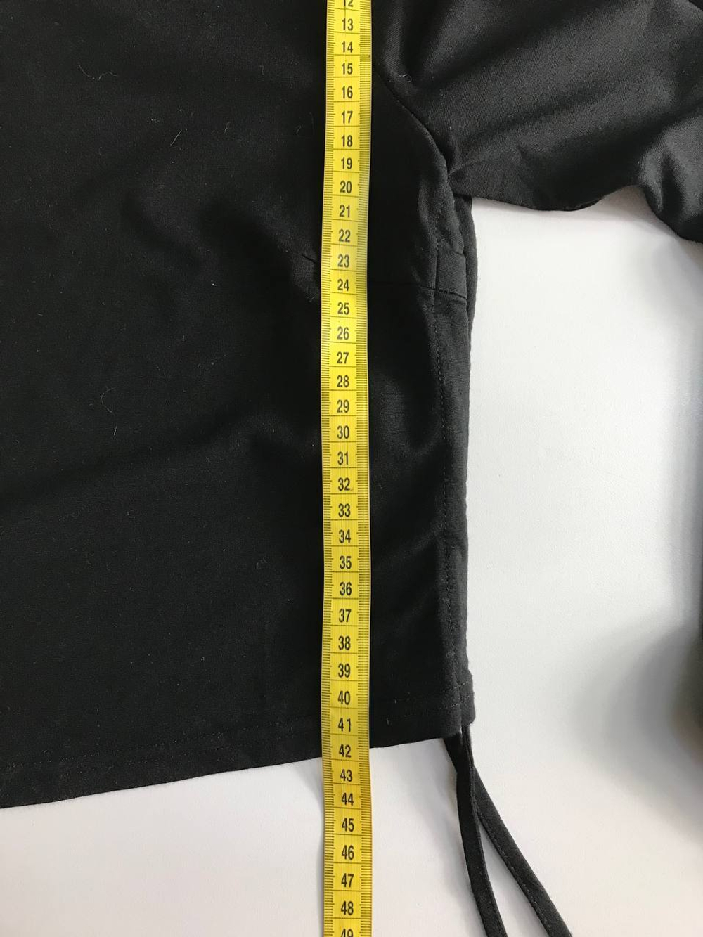 Футболка Nice One укороченная, маркировка М, визуально на 46 размер