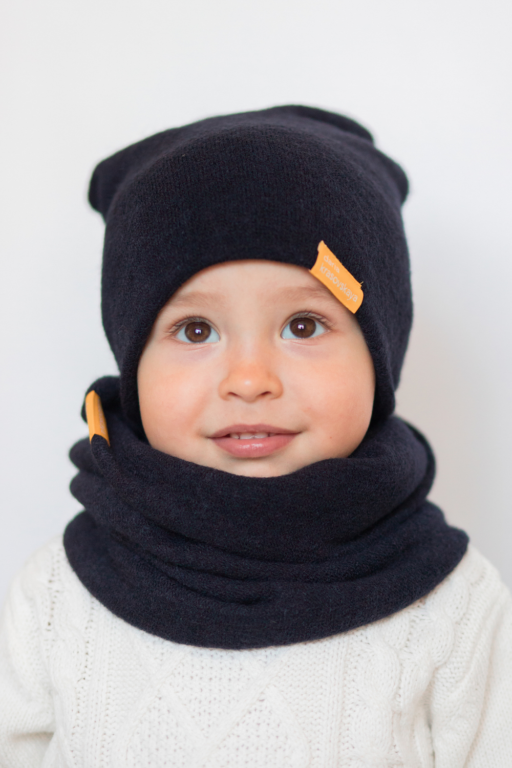 детская шапка из турецкой шерсти темно-синяя