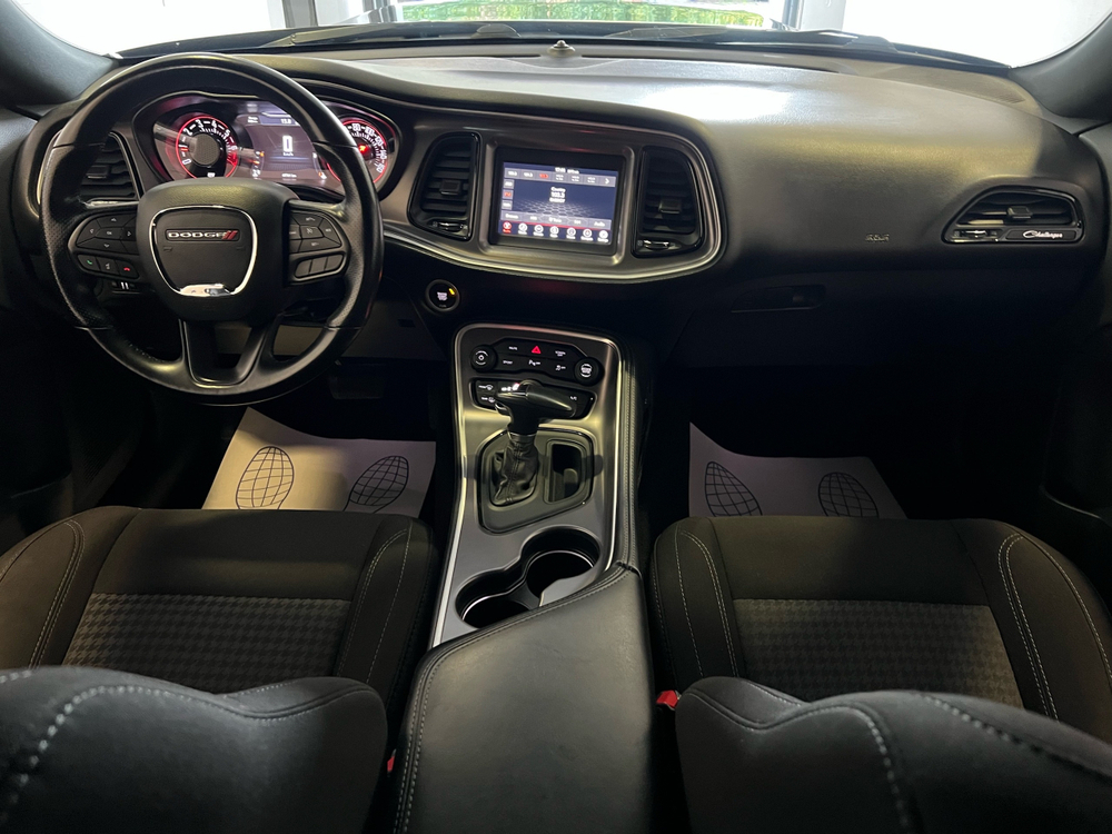 Dodge Challenger, 2020 год