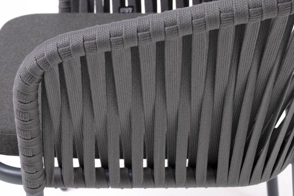 "Бордо" стул плетеный из роупа, каркас алюминий темно-серый (RAL7024) муар, роуп серый 15мм, ткань темно-серая 027