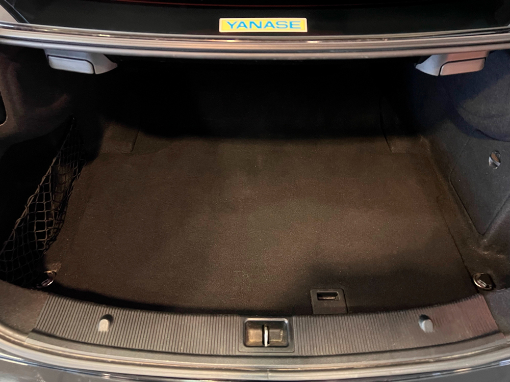 Mercedes-Benz E-Class, 2012 год