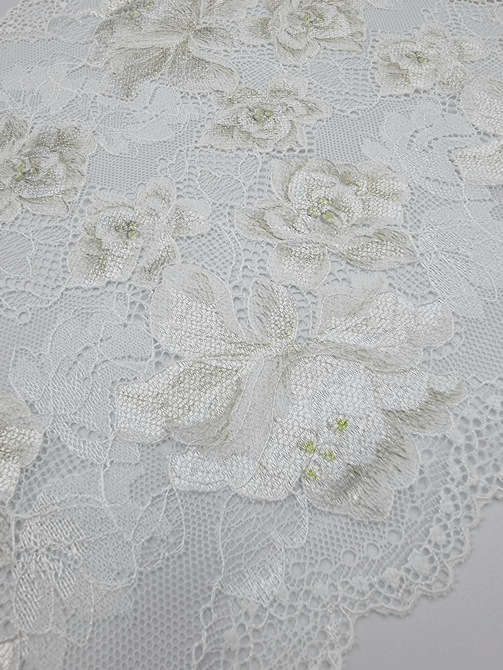 Кружево эластичное молочный/оливковый К784 (Таиланд)