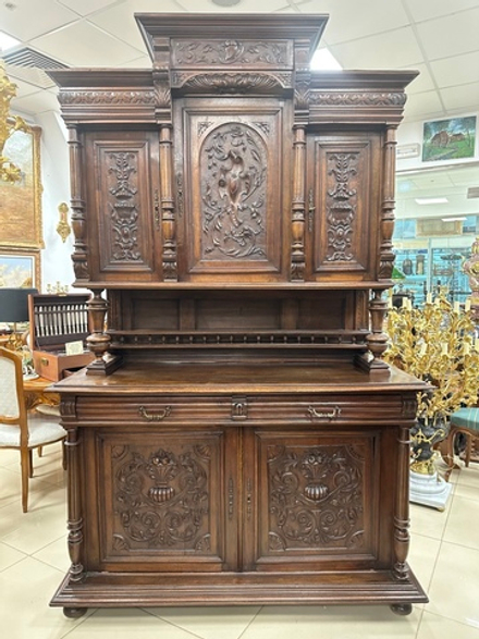 Старинный французский буфет