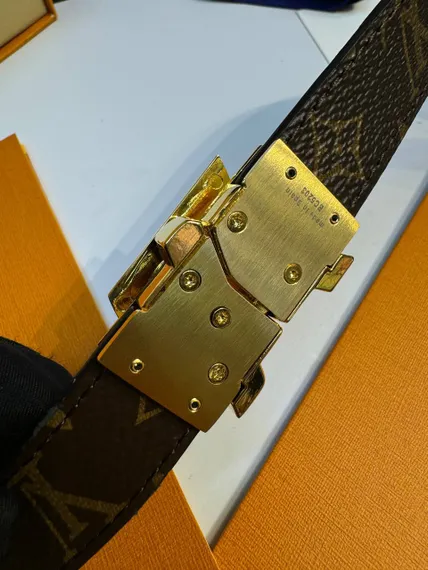 Ремень Louis Vuitton GO-14 чёрный