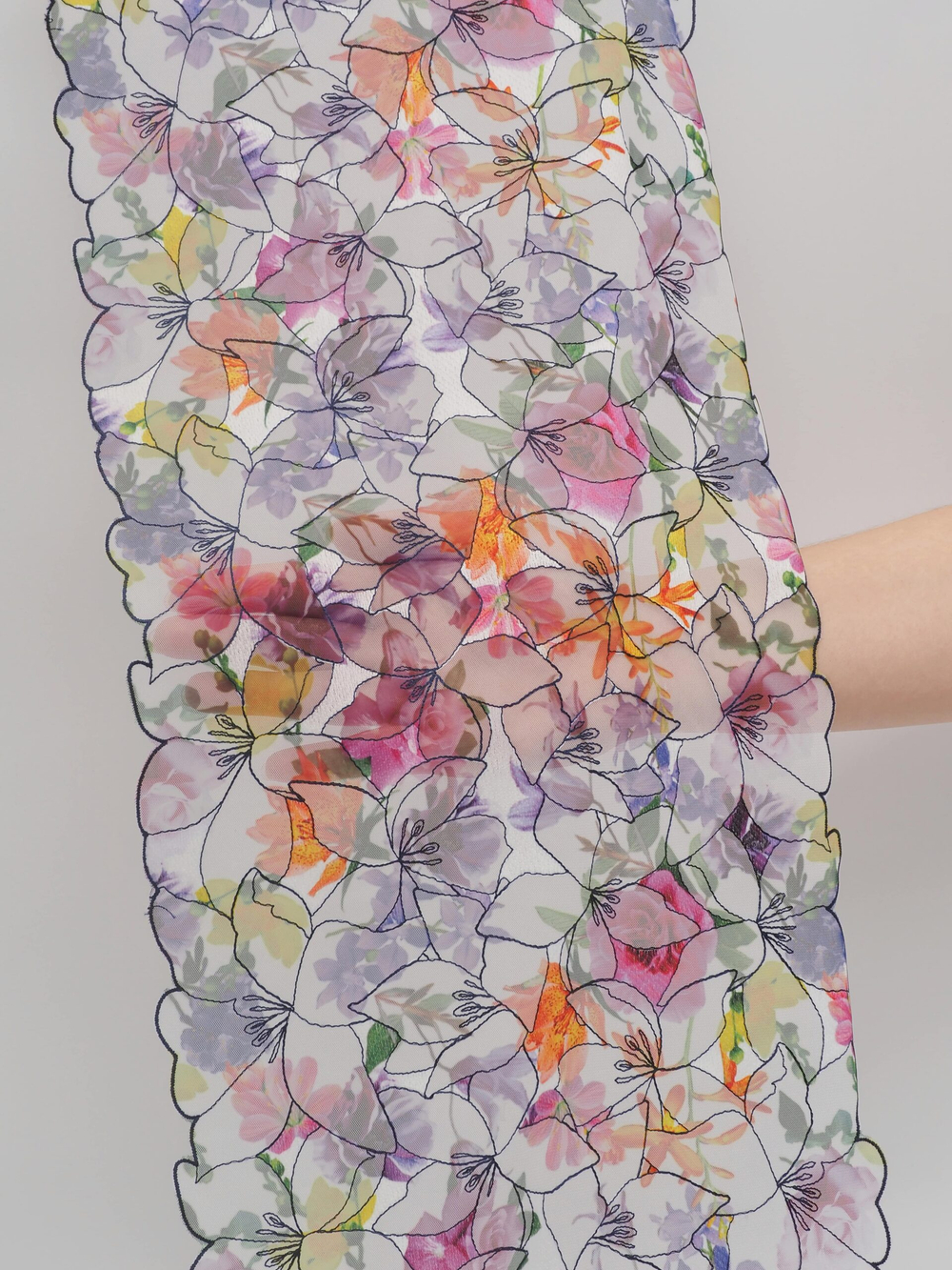 Вышивка на сетке мультиколор неэластичная ширина 25 см