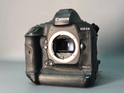 Canon EOS 1D X Mark II 970.000 кадров