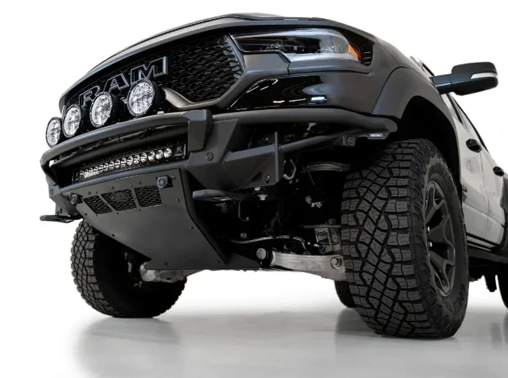 Передний бампер со световой дугой для Ram TRX 2021+ РАМ