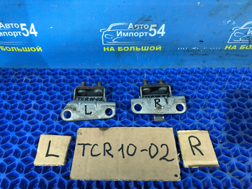 Петля багажника TOYOTA ESTIMA 1999