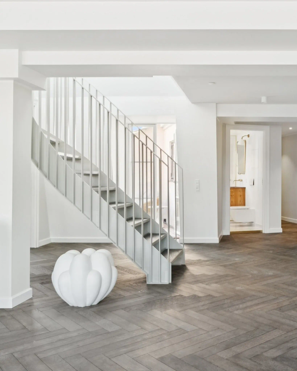 Ваза 101 Copenhagen Bloom Vase, Big - Bone White