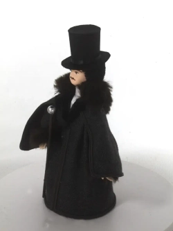 Кукла сувенирная фарфоровая Молодой господин в цилиндре