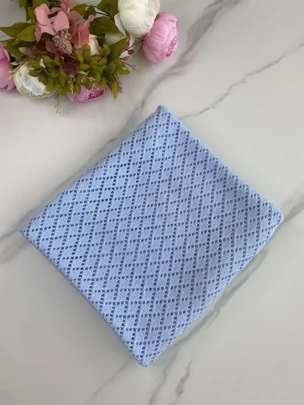 Вязаный плед для новорожденного