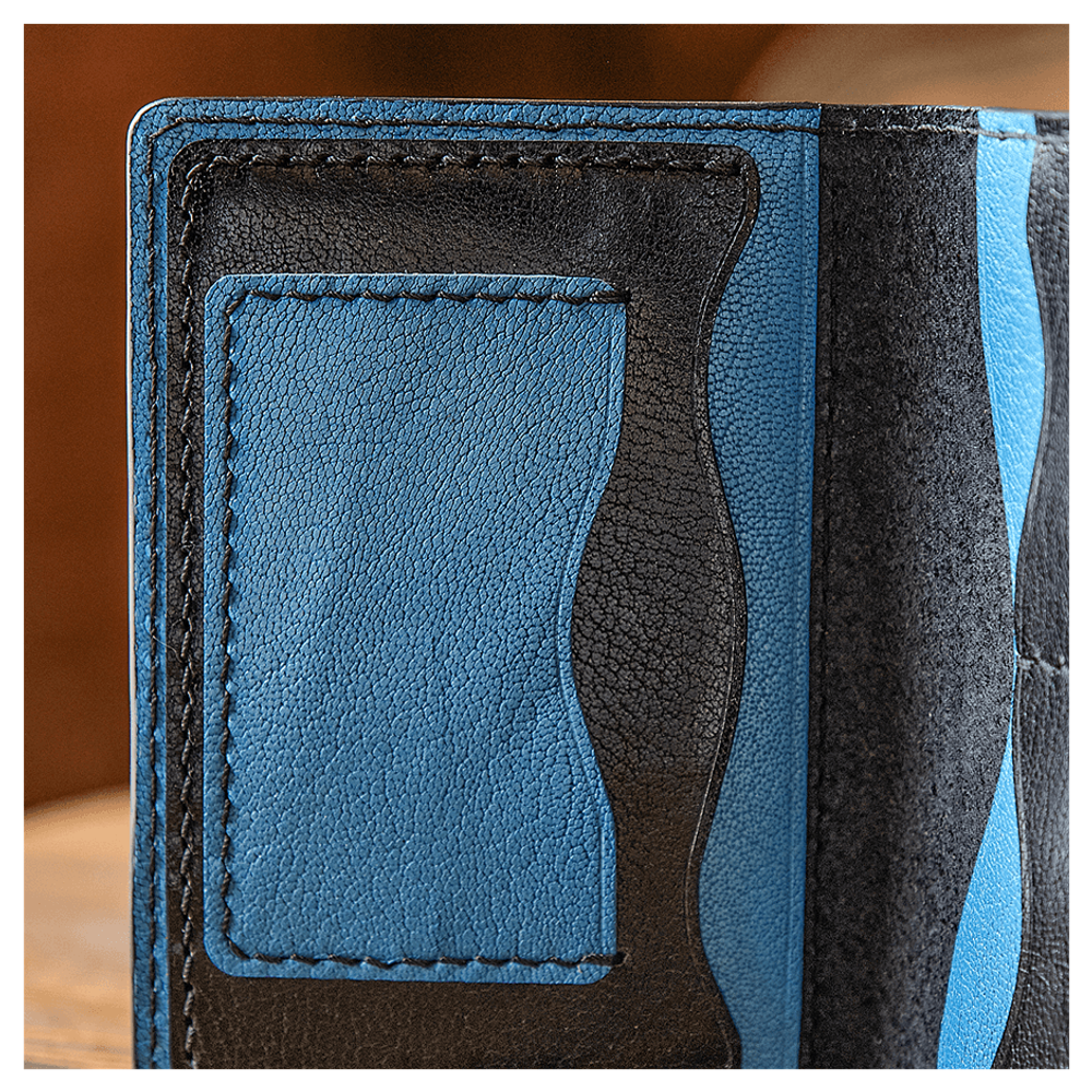 Кожаная обложка на паспорт «Шаманка» (фигура)