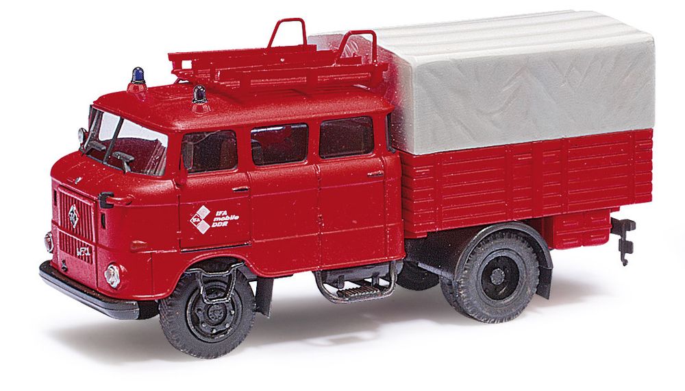 Грузовик IFA W50 BTP, двойная кабина, тент, красный (H0, 1:87)