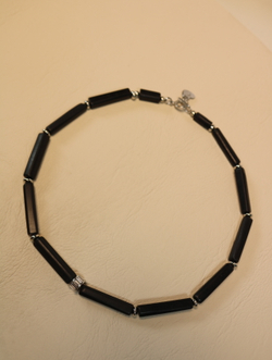 Чокер-колье из шунгита "Городская броня"