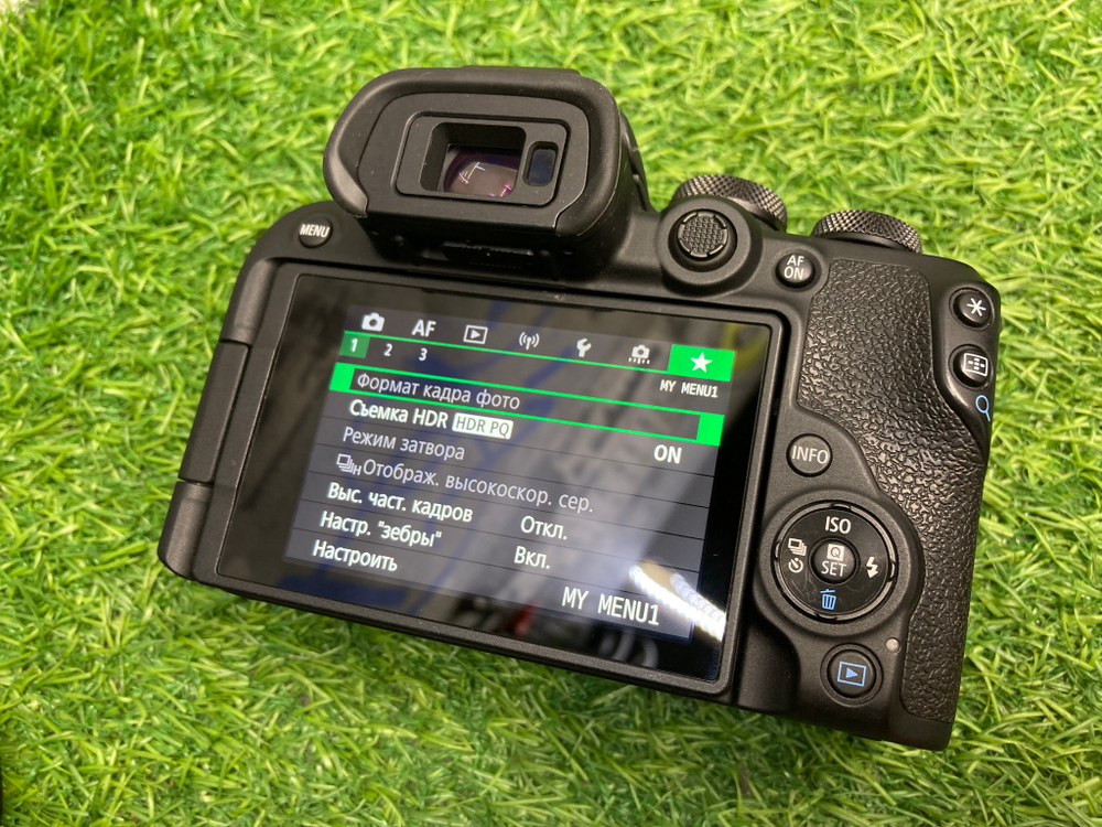 Canon EOS R10 kit RF-S 18-150mm 3.5-6.3 IS STM