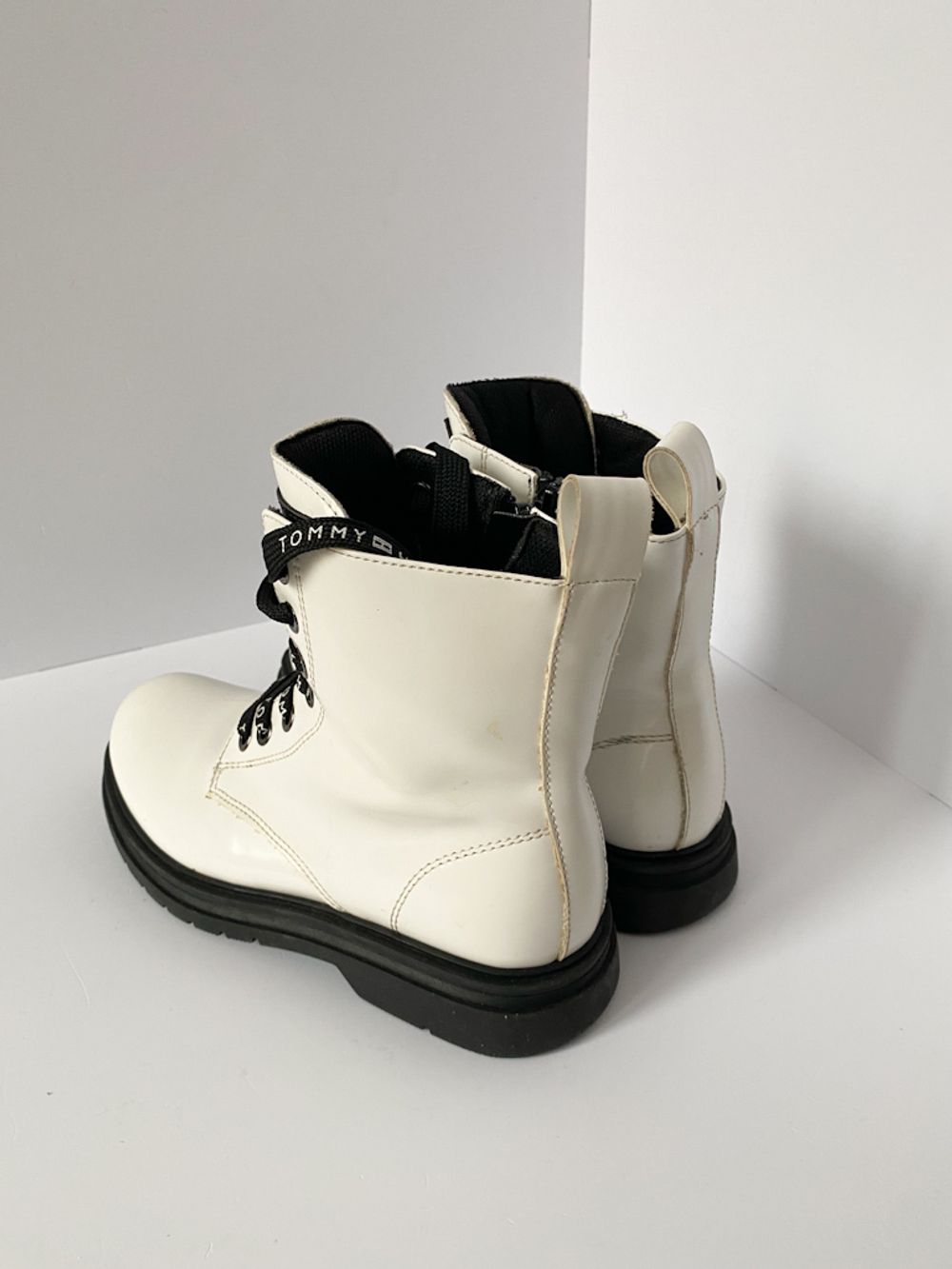 Ботинки Tommy Hilfiger, 32