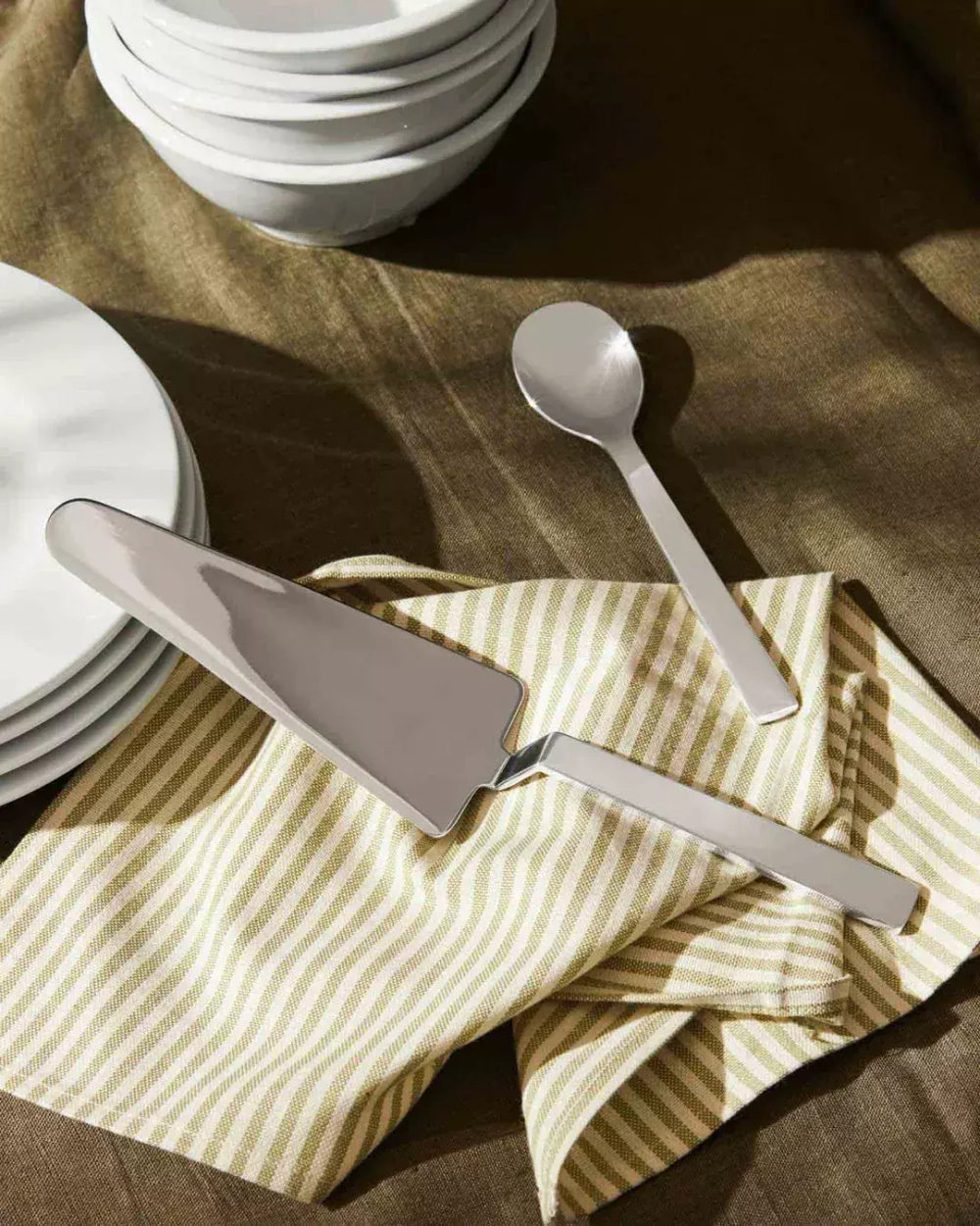 Alessi - Лопатка для теста Сантьяго / артикул   DC05/15  / GTIN 8003299959198