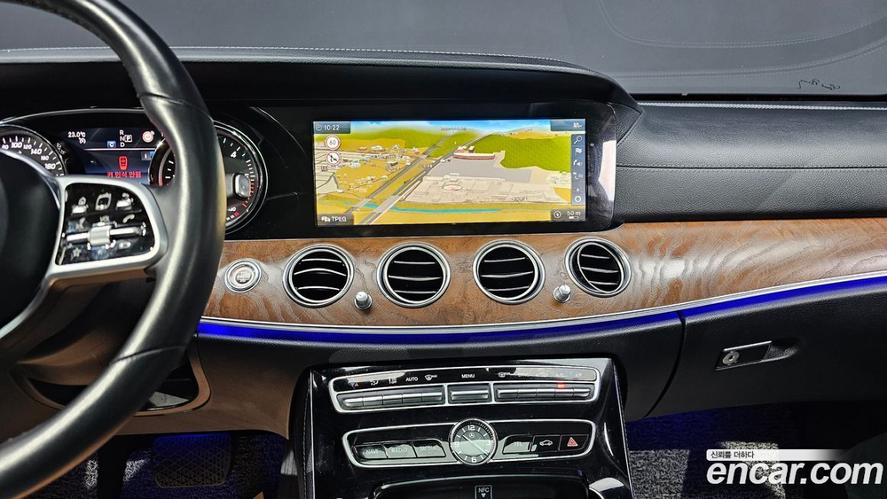 Mercedes-Benz E-Class W213 E220d 4MATIC Exclusive (10.2019)