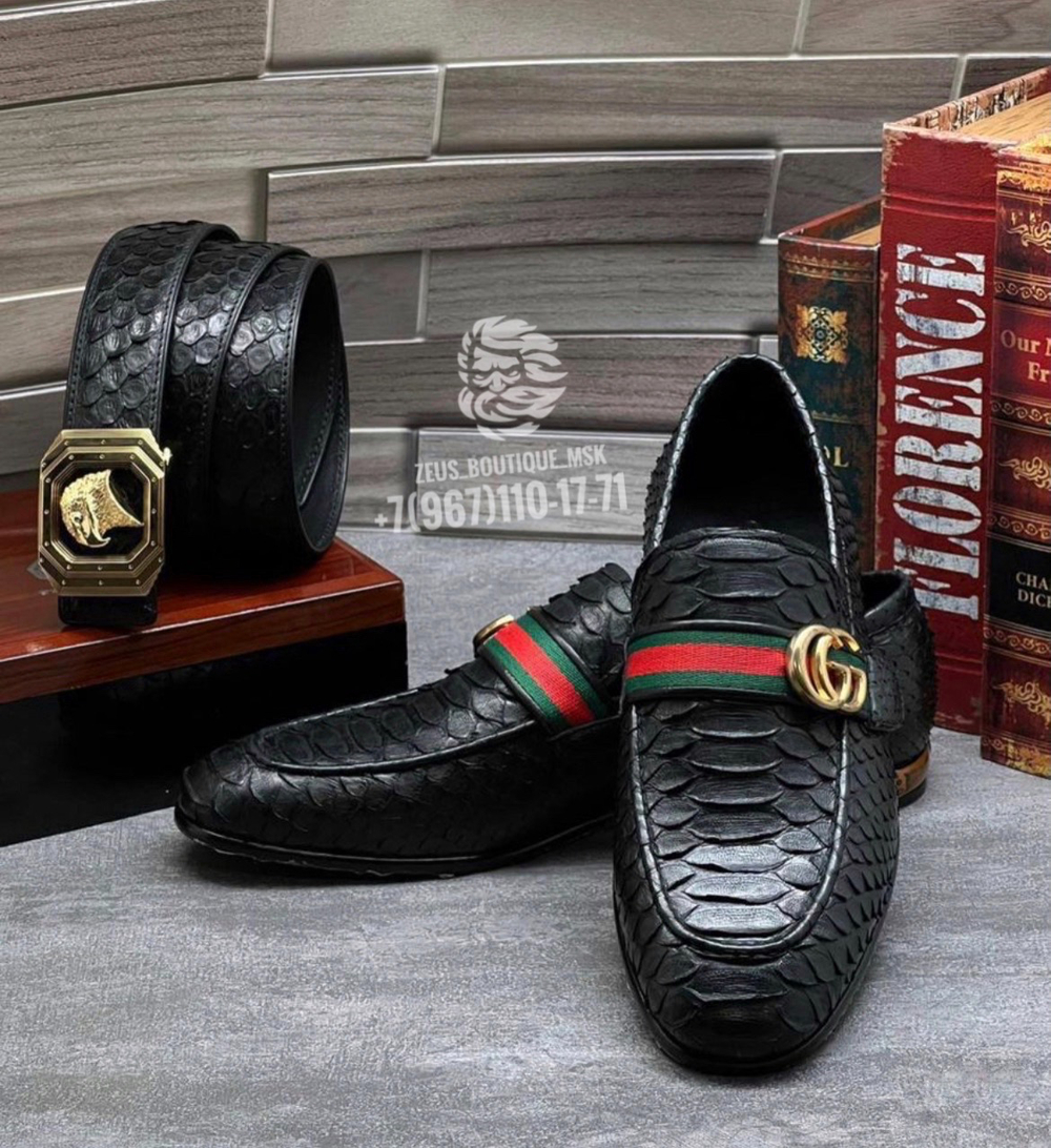 Лоферы Gucci из кожи питона