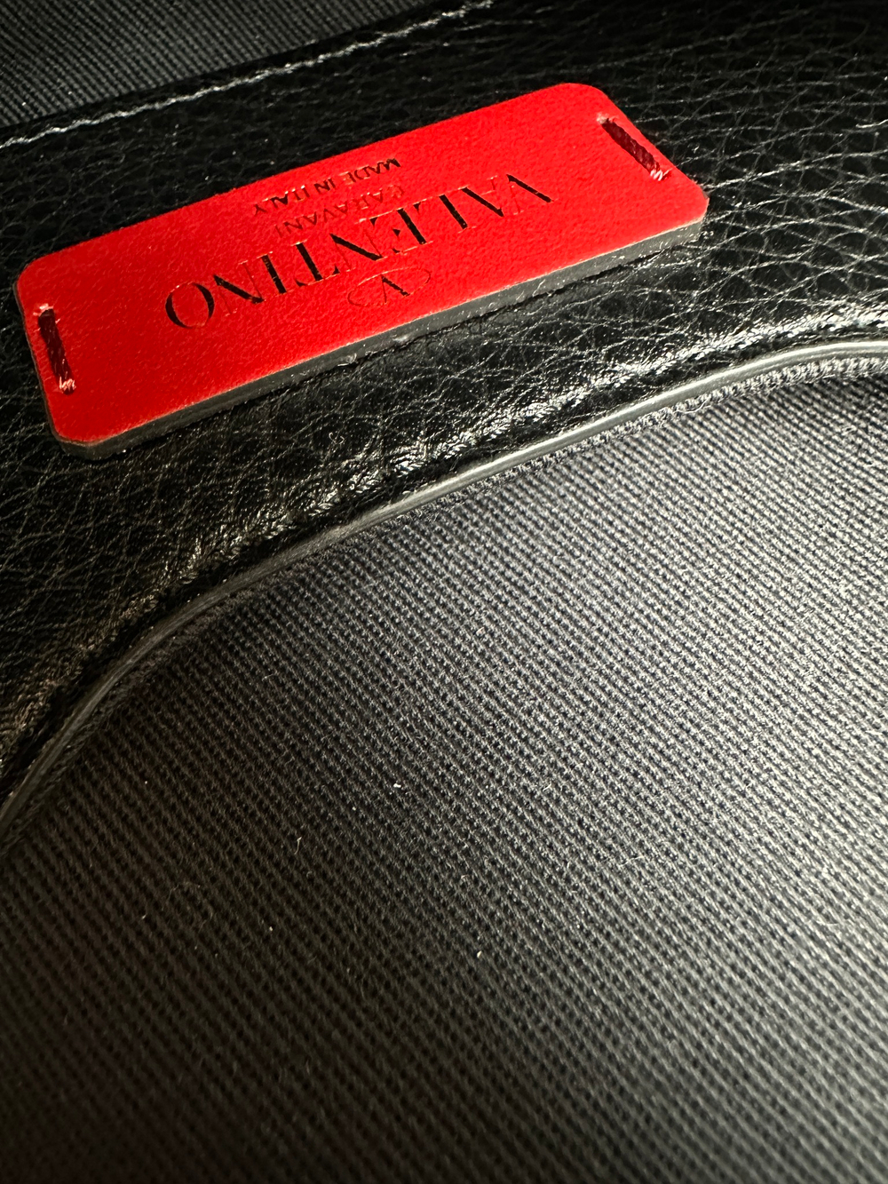 Сумка Valentino Leather Rockstud Belt Bag
