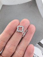 Замок тогл клевер