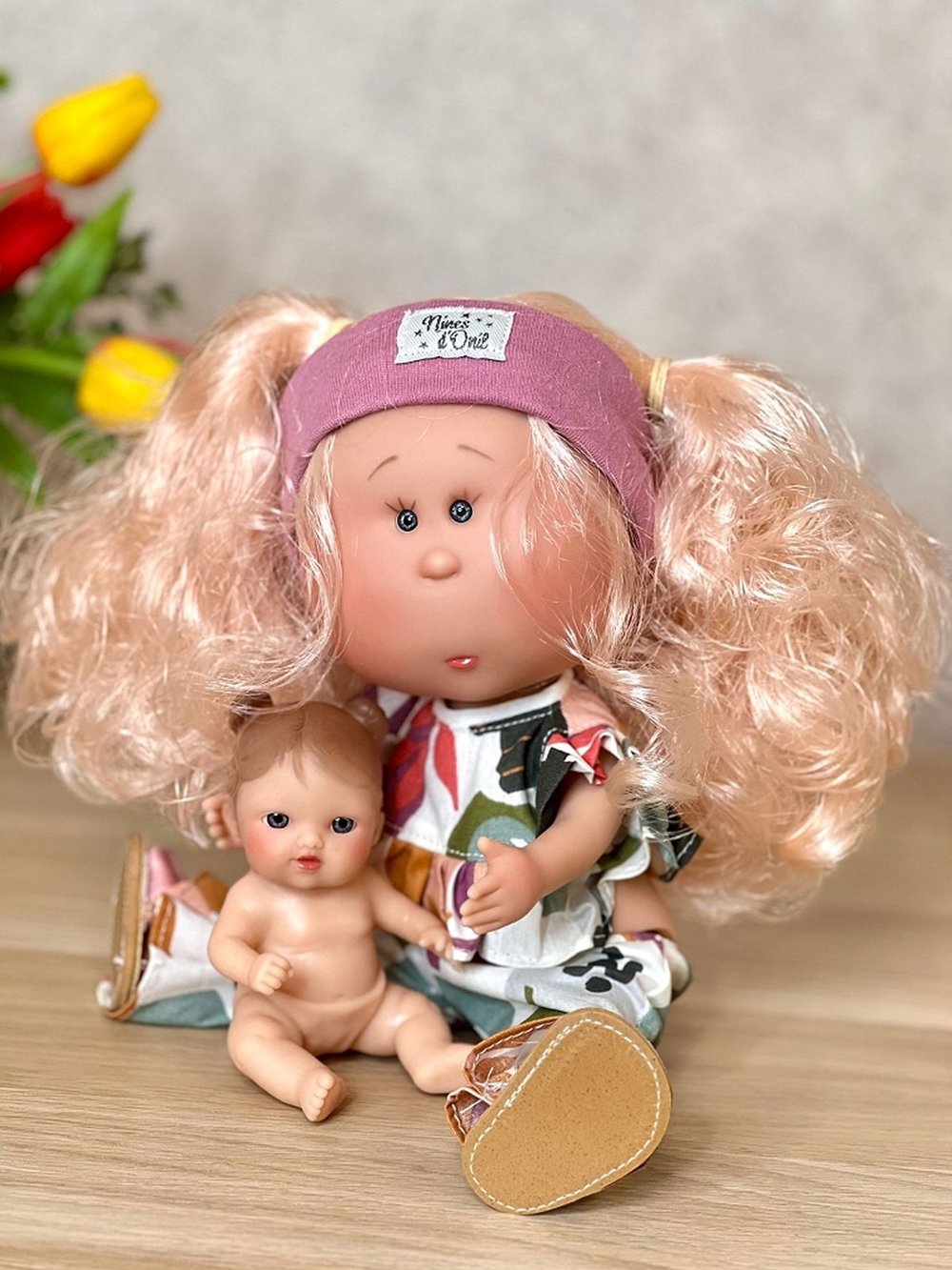 Кукла Nines виниловая 30см MIA CASE (3409A)