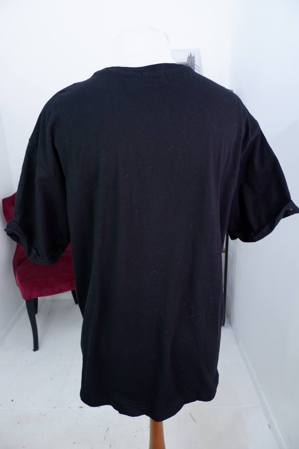 Футболка Gloria Jeans с разрезом, маркировка S-М, визуально на 44/46 размер