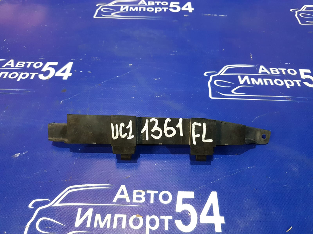 Крепление бампера переднее левое Honda INSPIRE 2003-2007