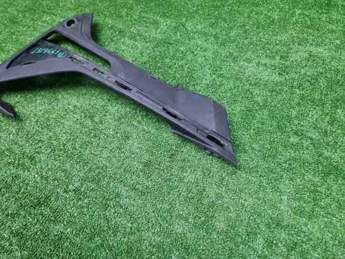 Накладка ПТФ левая BMW X1 F48 (2019-2022)