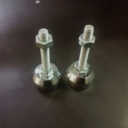 Опора винтовая UnitMC регулируемая 400204 40хМ10х50