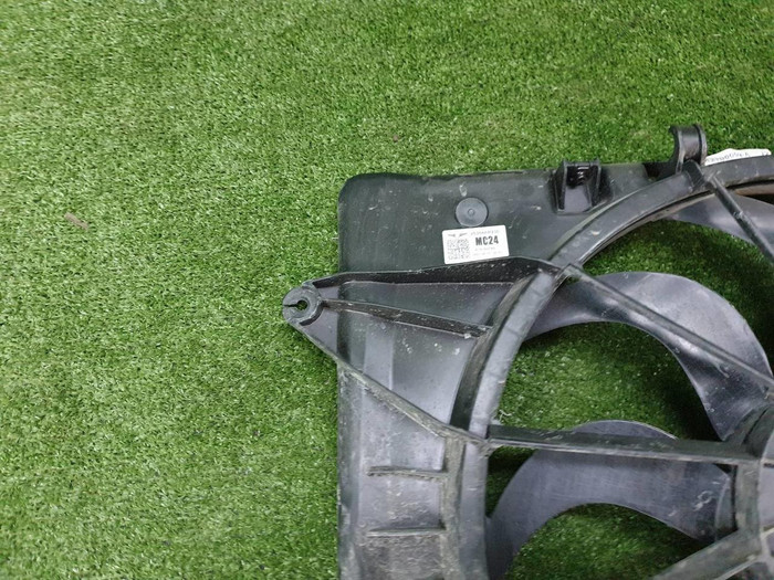 Диффузор с вентилятором Genesis GV70 (2020-н.в.)