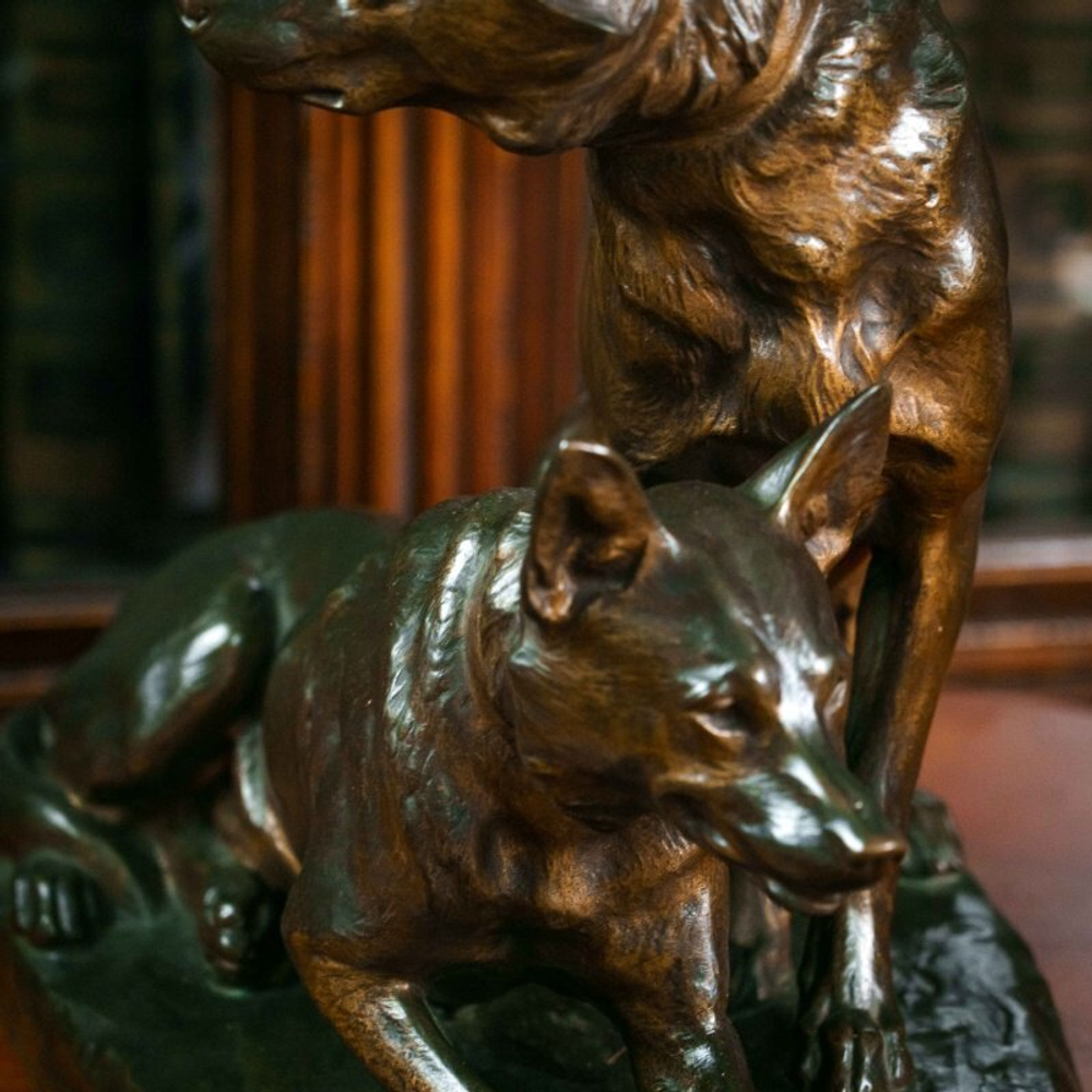 Бронзовая скульптура «Овчарки»