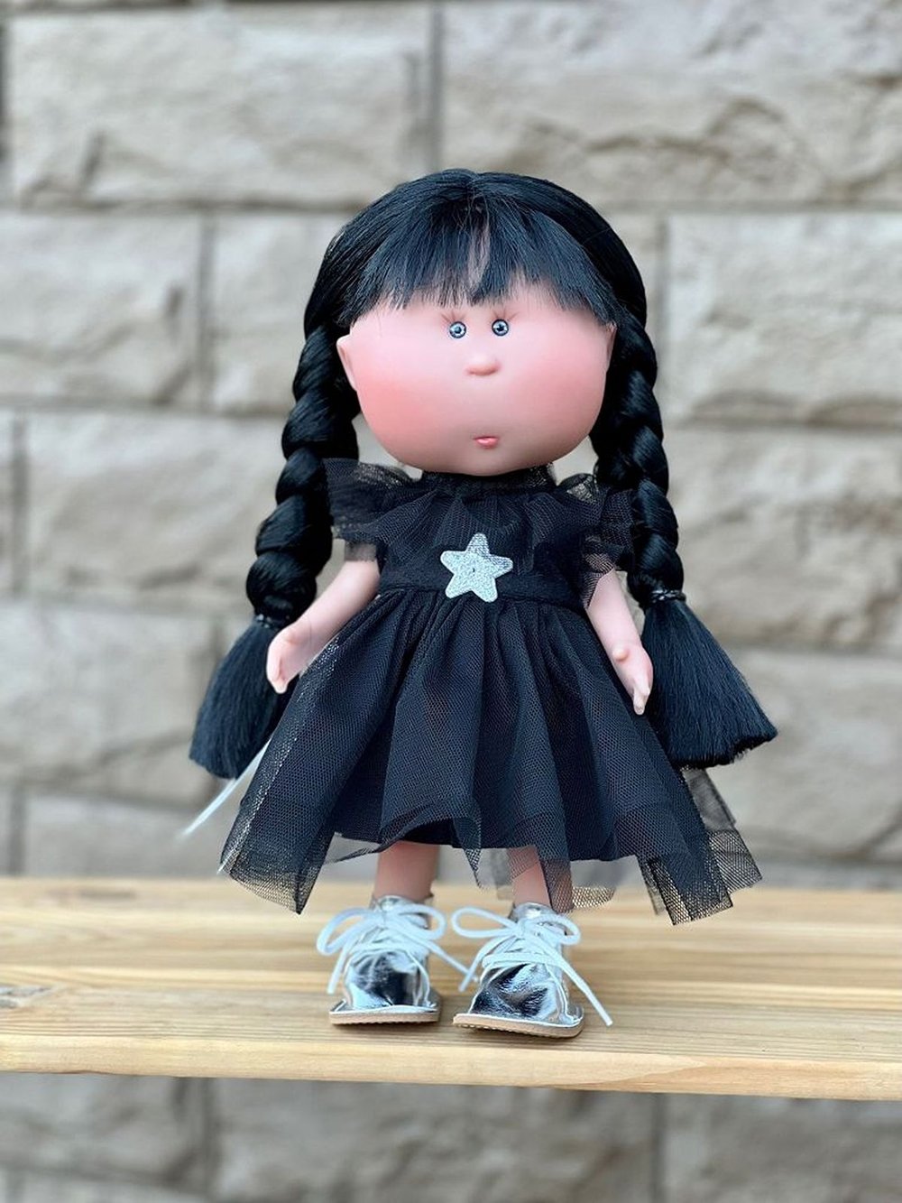 Кукла Nines виниловая 30см MIA BLACK CASE (1134)