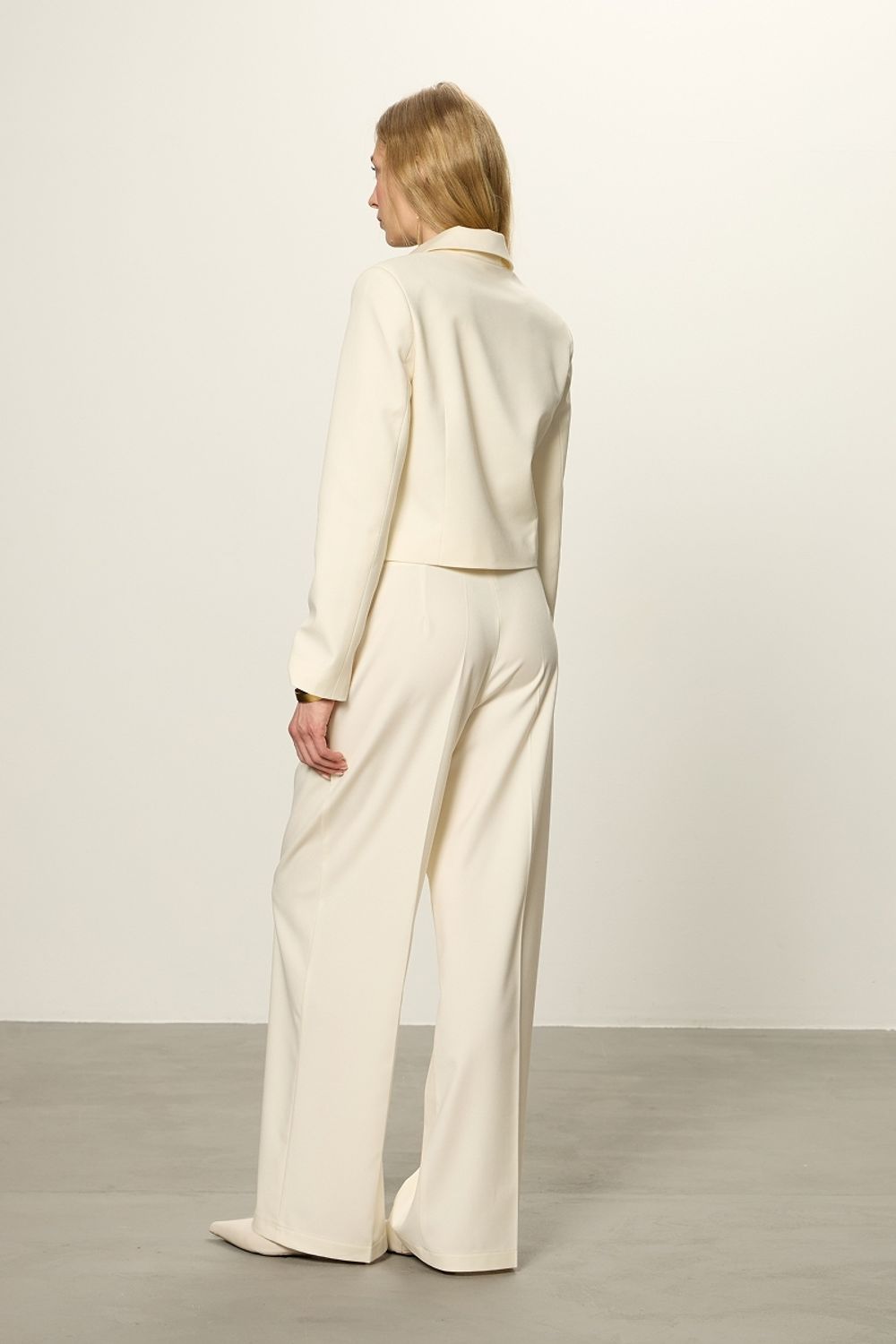 Брюки палаццо на молнии молочная вискоза