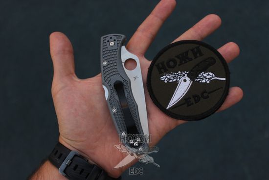 Складной нож Spyderco Endura Flat Ground Grey C10FPGY c клинком из стали VG-10, рукоять FRN
