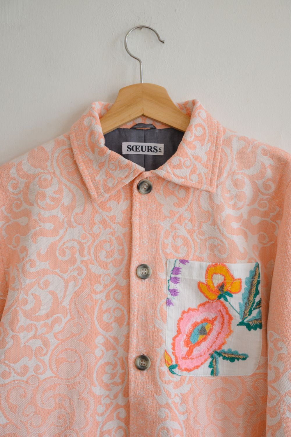 Куртка Soeurs с тремя карманами розовая